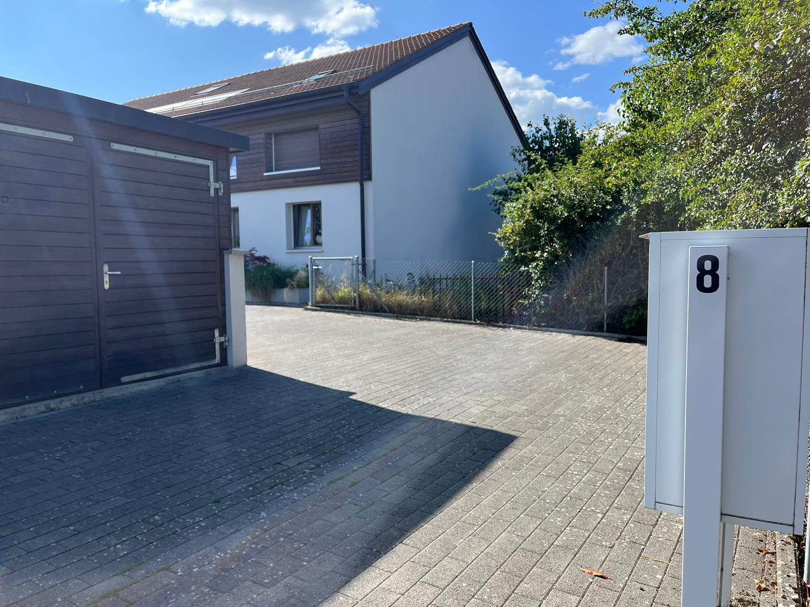 Entrée arrêt Soral-Village